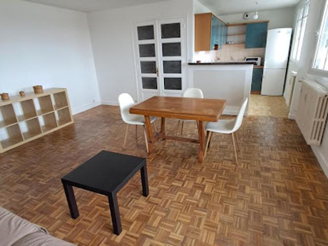Location Appartement 4 pièces 81 m2 Dijon