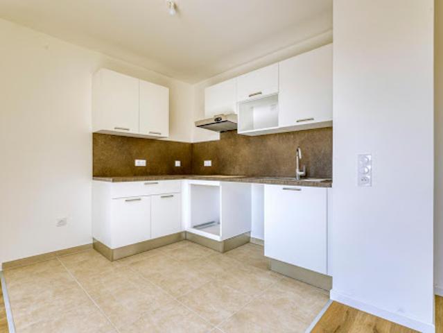 Location Appartement 4 pièces 81 m2 La Courneuve