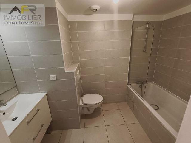Location Appartement 4 pièces 81m²