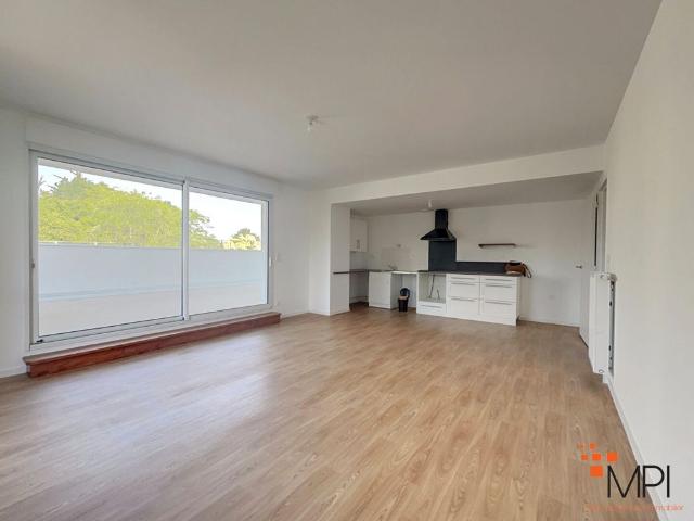 Location Appartement 4 pièces 81m²