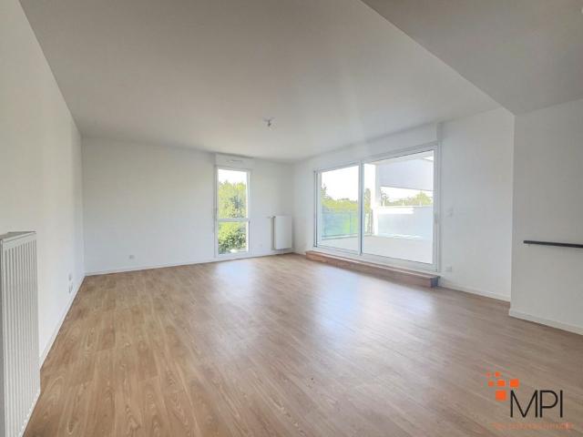 Location Appartement 4 pièces 81m²