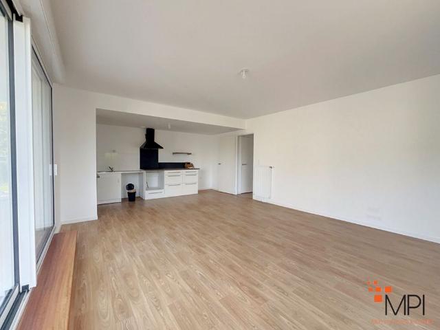 Location Appartement 4 pièces 81m²