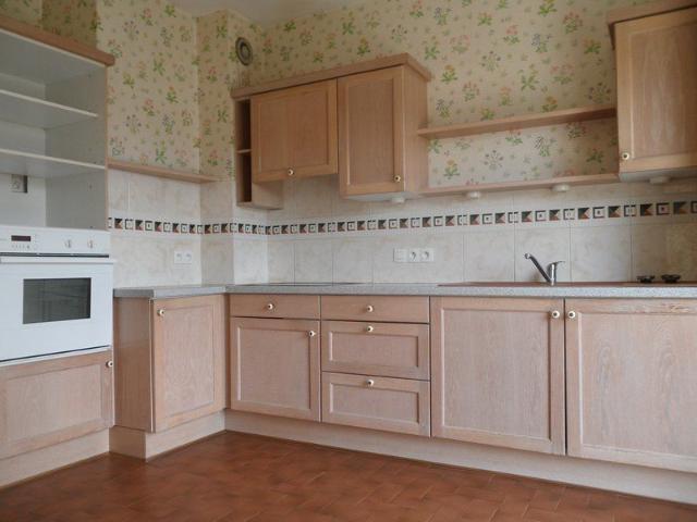 Location Appartement 4 pièces 81m² BOURGES 18000