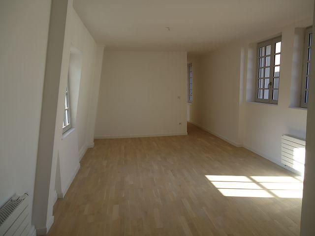 Location Appartement 4 pièces 81m² NEVERS 58000