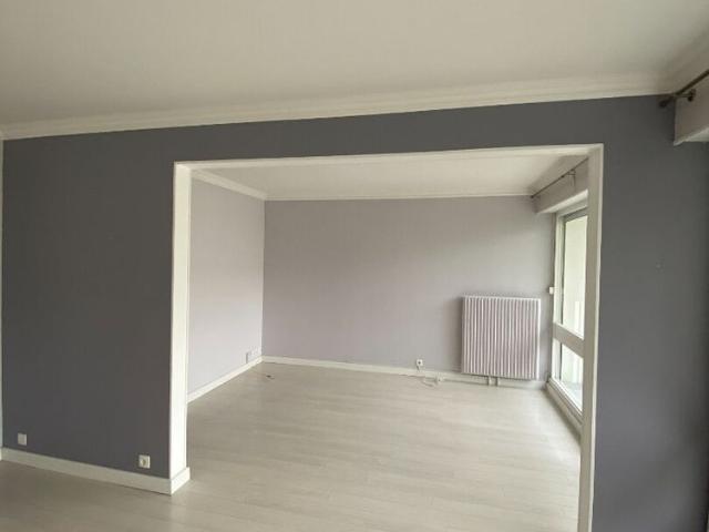 Location appartement 4 pièces, 82.51m², Yerres