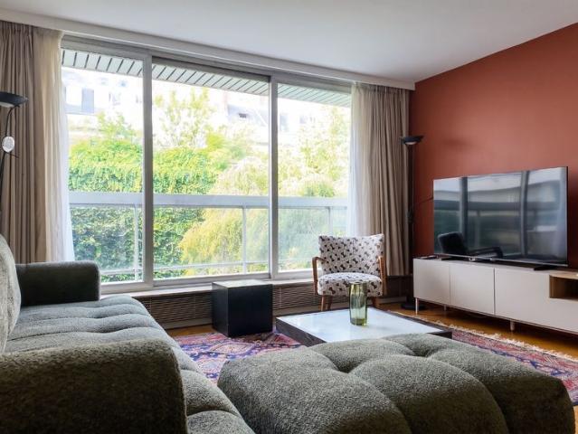 Location appartement 4 pièces, 82.63m², Paris 07
