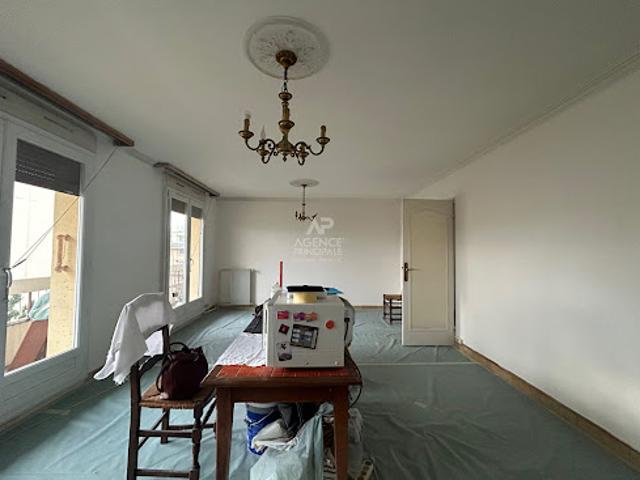 Location Appartement 4 pièces 82.6 m2 Poissy