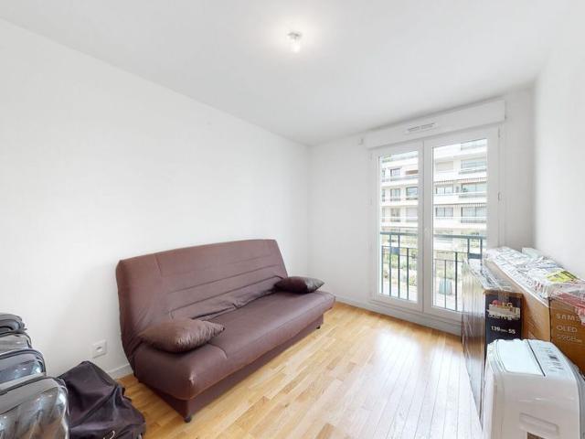 Location appartement 4 pièces, 82.15m², Le Plessis Robinson