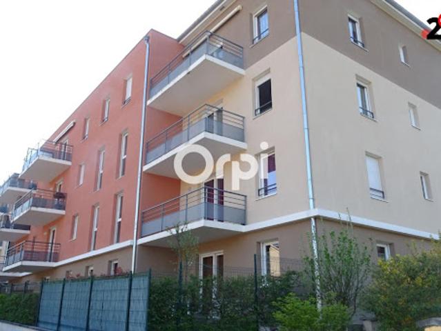 Location Appartement 4 pièces 82.2 m2 Sainte Foy l'Argentière