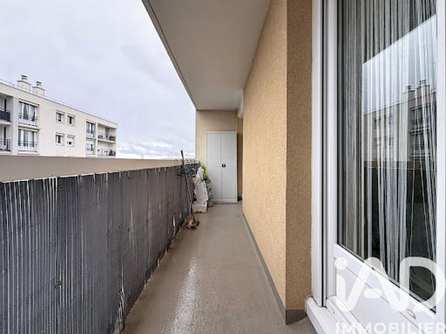 Location Appartement 4 pièces 82 m2 Chilly Mazarin