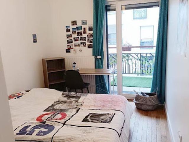 Location Appartement 4 pièces 82 m2 Colombes