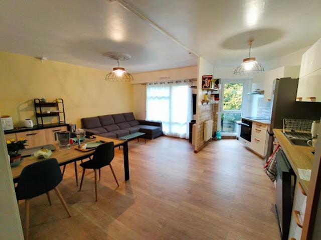 Location Appartement 4 pièces 82 m2 Rennes