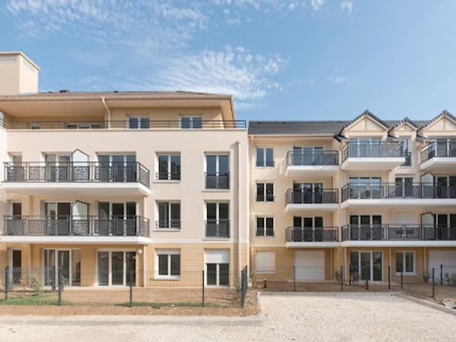 Location Appartement 4 pièces 82 m2 Saint Germain lès Arpajon