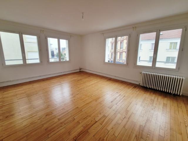 Location Appartement 4 pièces 82m²