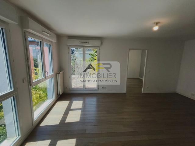 Location Appartement 4 pièces 82m²