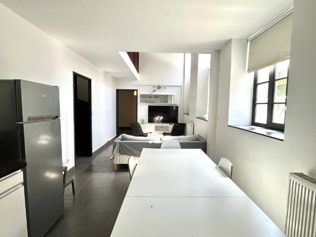 Location Appartement 4 pièces 82m² LILLE 59000