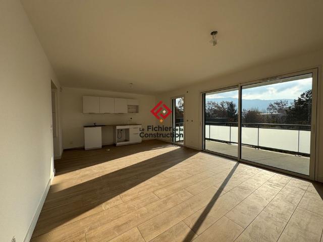 Location Appartement 4 pièces 82m² MEYLAN 38240