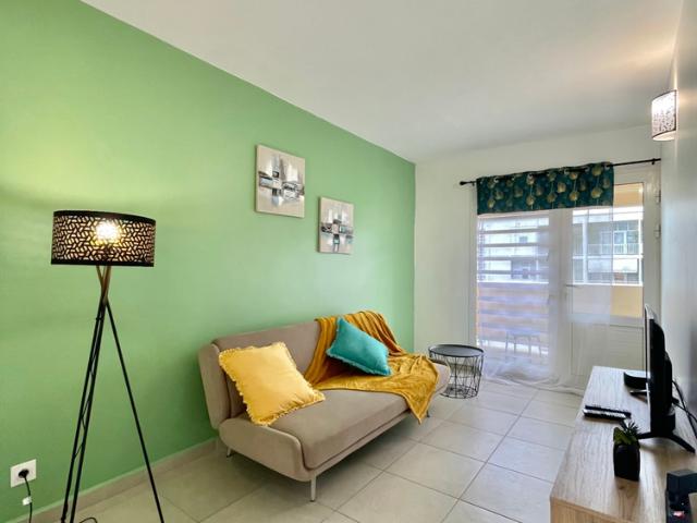 Location Appartement 4 pièces 82m² POINTE A PITRE 97110