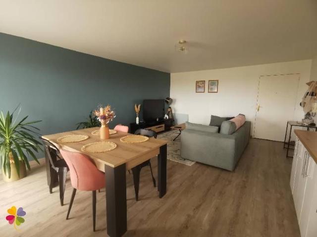 Location Appartement 4 pièces 82m² TOURLAVILLE 50110