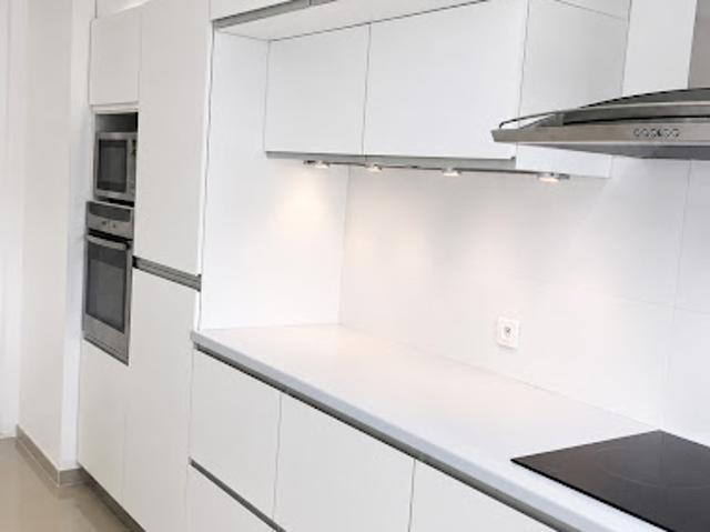 Location Appartement 4 pièces 87 m2 Versailles