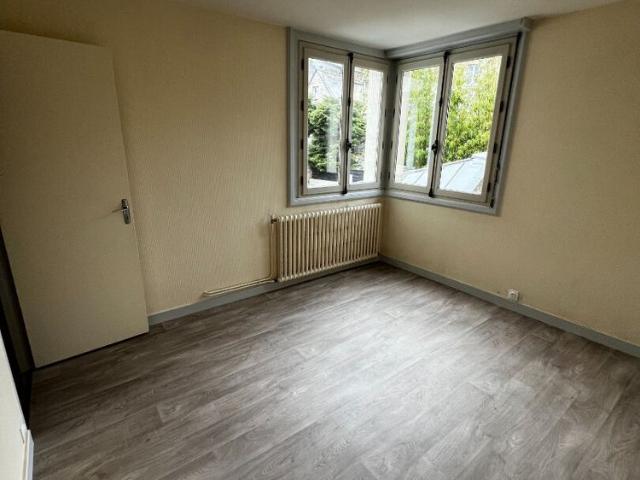 Location Appartement 4 pièces 87m²