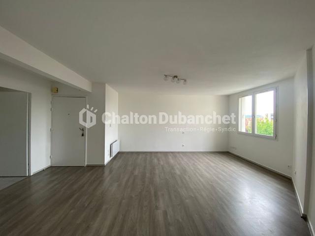 Location Appartement 4 pièces 87m²
