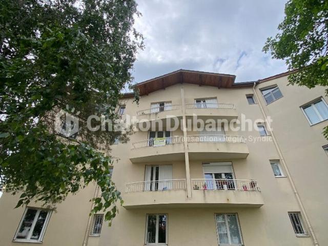 Location Appartement 4 pièces 87m²