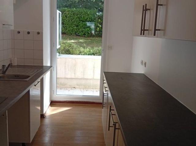 Location Appartement 4 pièces 87m² ST GERMAIN EN LAYE 78100