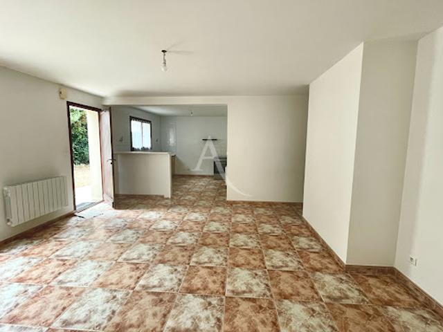 Location Appartement 4 pièces 84.77 m2 Tiercé