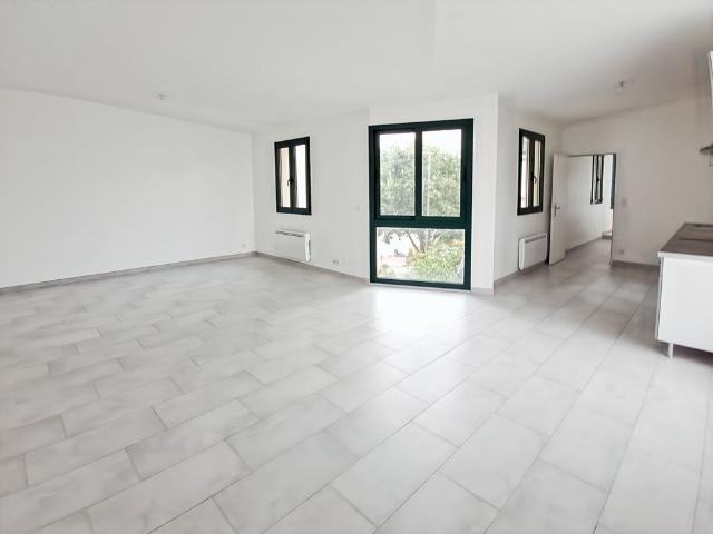 Location appartement 4 pièces, 84.00m², Suresnes