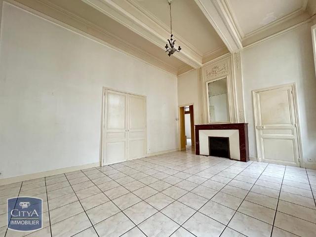 Location Appartement 4 pièces 84m² CARCASSONNE 11000