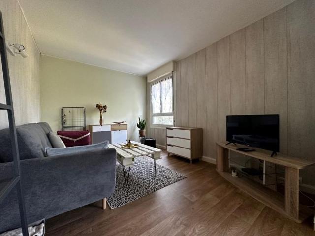 Location Appartement 4 pièces 84m² BLOIS 41000