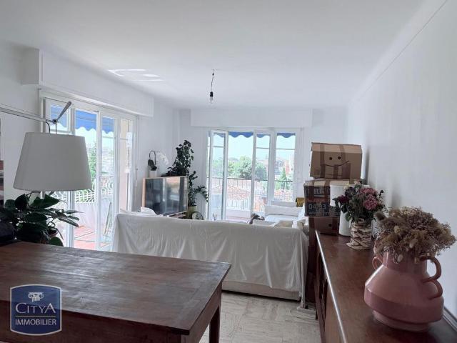Location Appartement 4 pièces 84m² LE CANNET 06110