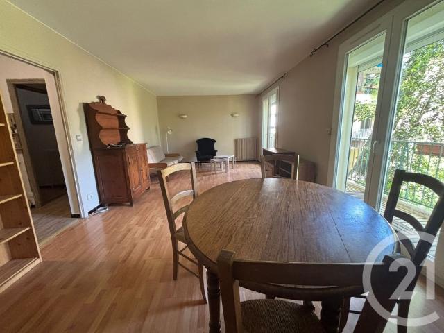 Location Appartement 4 pièces 84m² MONTPELLIER 34090