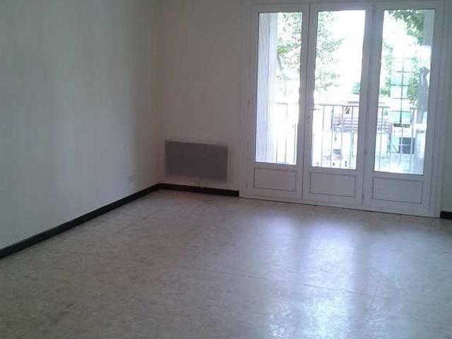 Location Appartement 4 pièces 84m² NARBONNE 11100