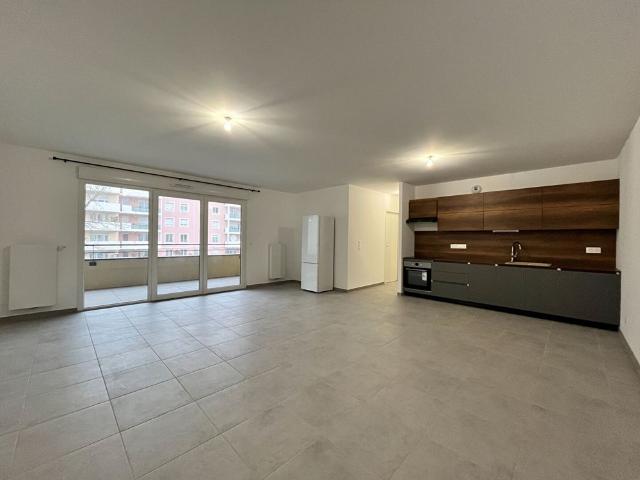 Location appartement 4 pièces, 85.15m², Saint Julien en Genevois
