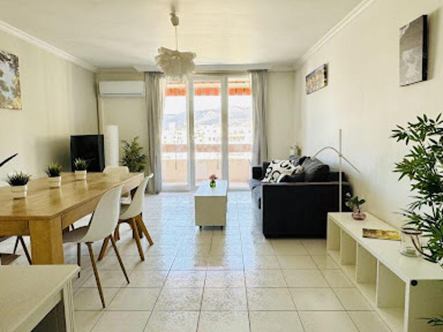 Location Appartement 4 pièces 85 m2 Toulon