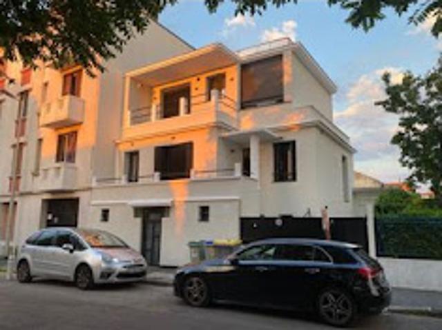 Location Appartement 4 pièces 85 m2 Cachan