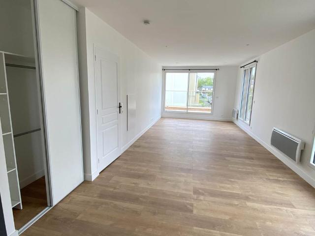 Location Appartement 4 pièces 85m²