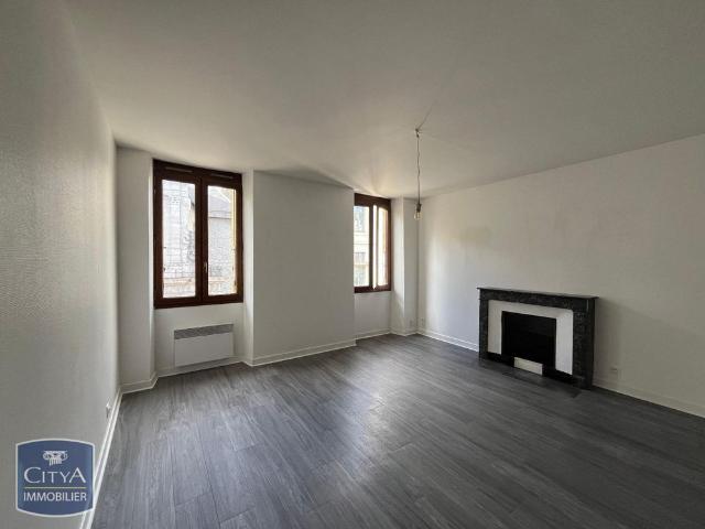 Location Appartement 4 pièces 85m² CHAMBERY 73000