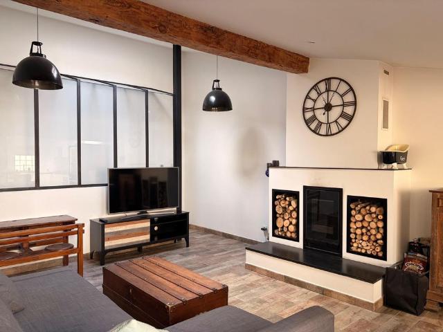 Location Appartement 4 pièces 85m² BORDEAUX 33800