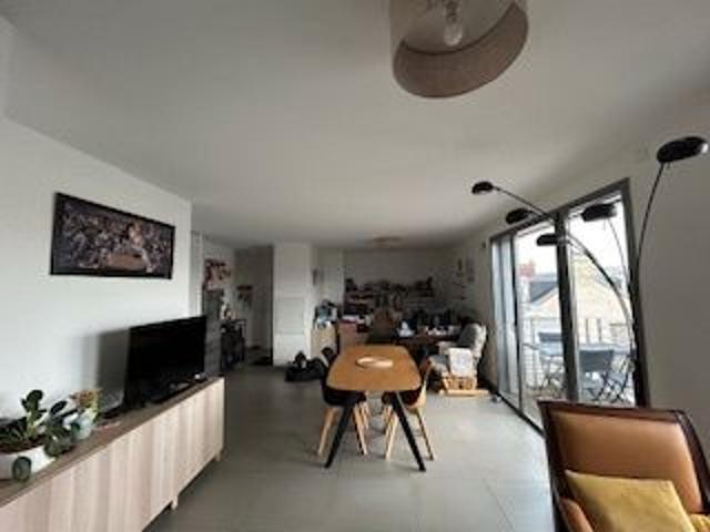 Location Appartement 4 pièces 85m² REIMS 51100