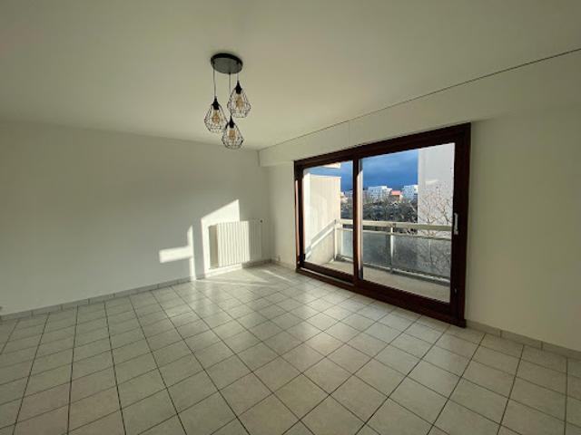 Location Appartement 4 pièces 86.65 m2 Annemasse