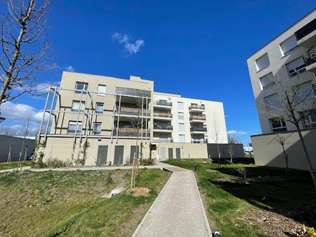 Location Appartement 4 pièces 86.7 m2 Clermont Ferrand