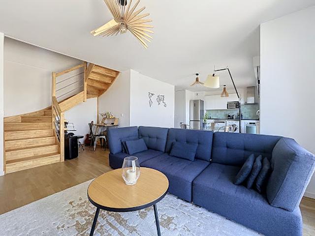 Location Appartement 4 pièces 86.93 m2 Le Plessis Robinson