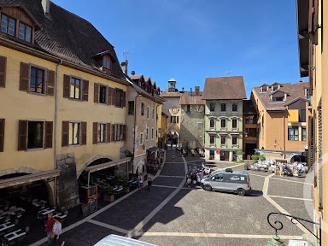 Location Appartement 4 pièces 86.36 m2 Annecy