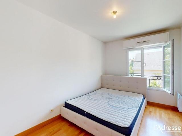 Location appartement 4 pièces, 88.15m², Le Plessis Robinson