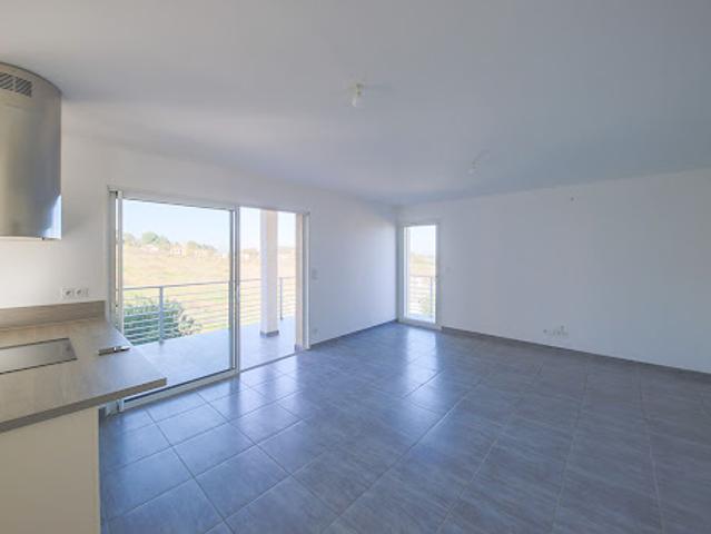Location Appartement 4 pièces 88 m2 Castellare di Casinca