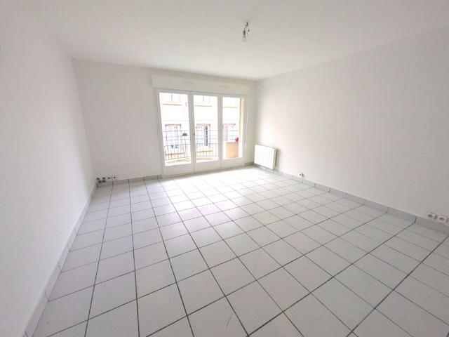 Location Appartement 4 pièces 88m² FEURS 42110