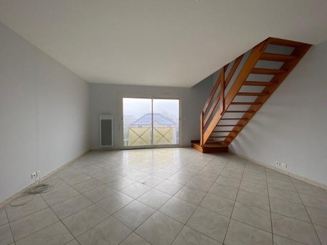 Location Appartement 4 pièces 88m² ORLEANS 45100